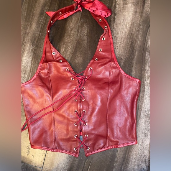 Red corset top - Picture 7 of 8